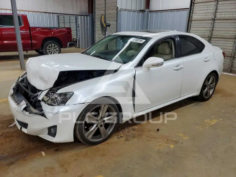 2011 Lexus IS фото