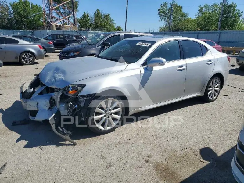 2011 Lexus IS фото