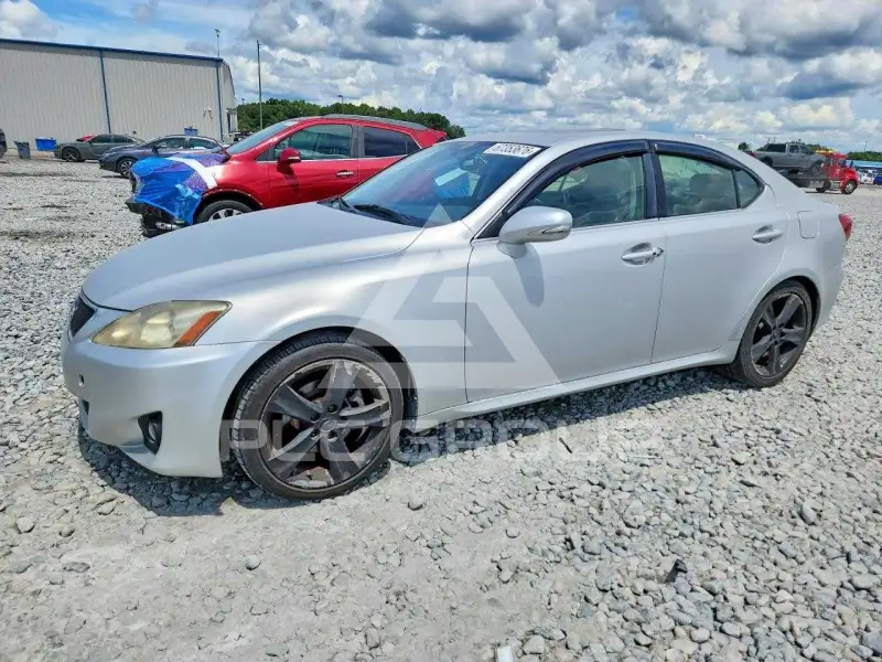 2011 Lexus IS фото