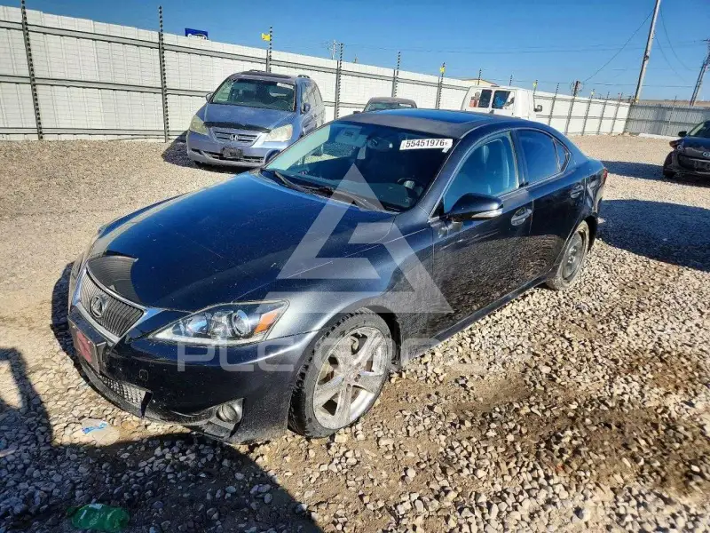 2011 Lexus IS фото