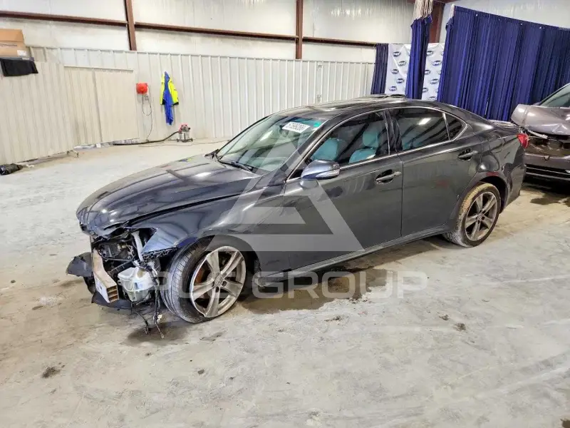 2011 Lexus IS фото