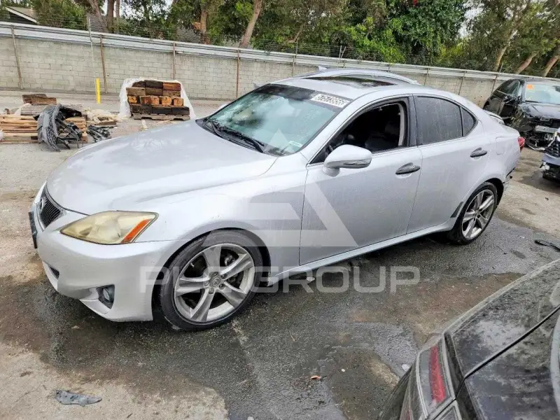2011 Lexus IS фото