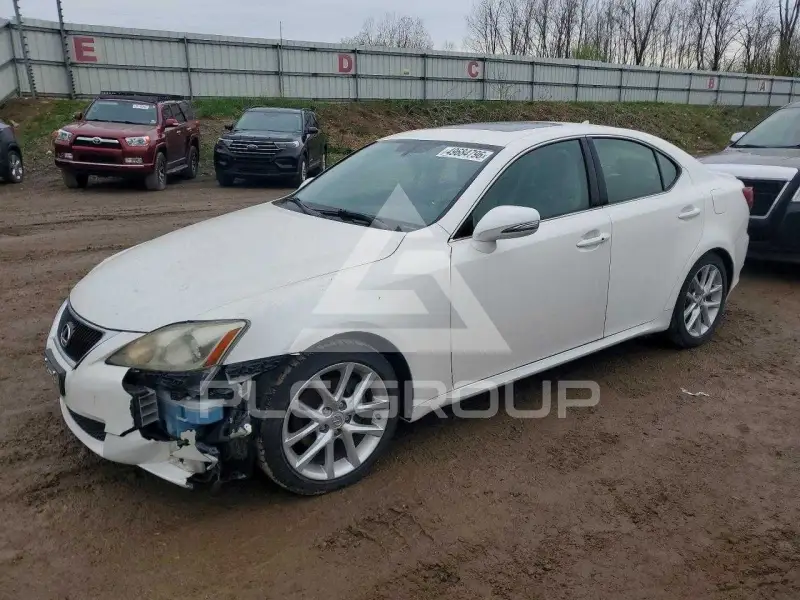 2011 Lexus IS photo