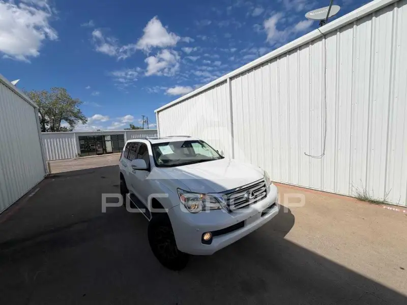 2011 Lexus GX photo