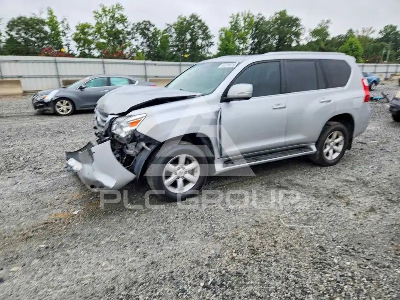 2011 Lexus GX photo