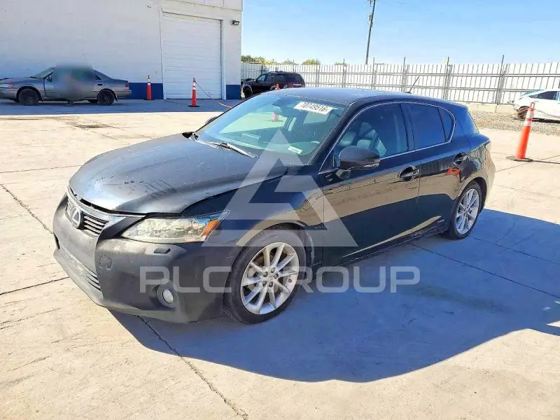 2011 Lexus CT200 photo