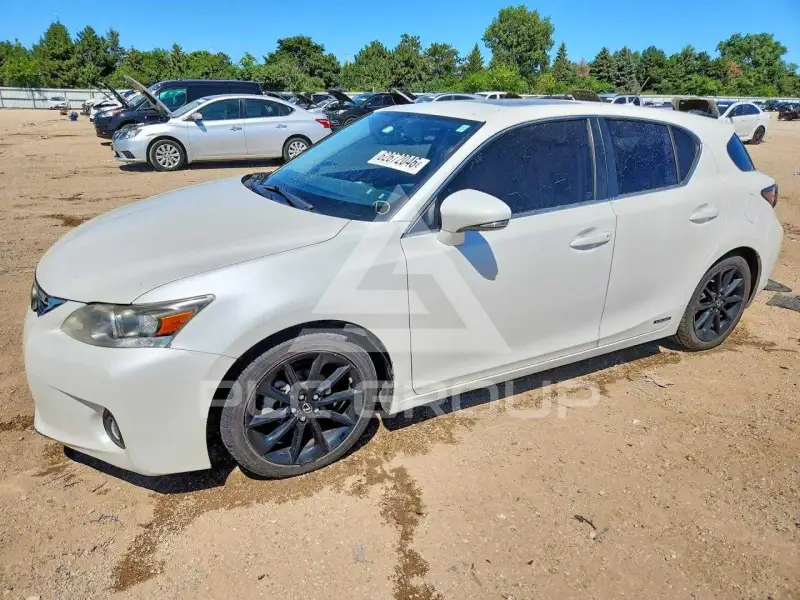 2011 Lexus CT фото