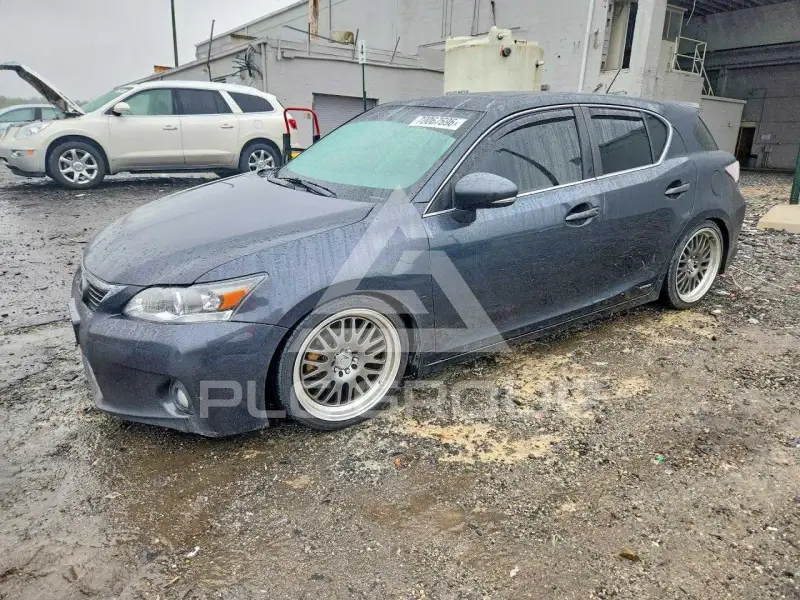 2011 Lexus CT200 фото