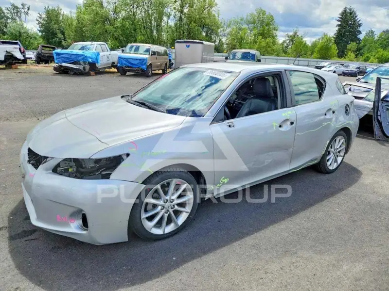 2011 Lexus CT200 фото