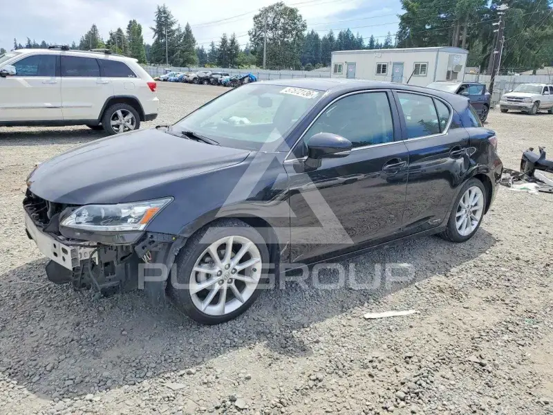 2011 Lexus CT200 photo