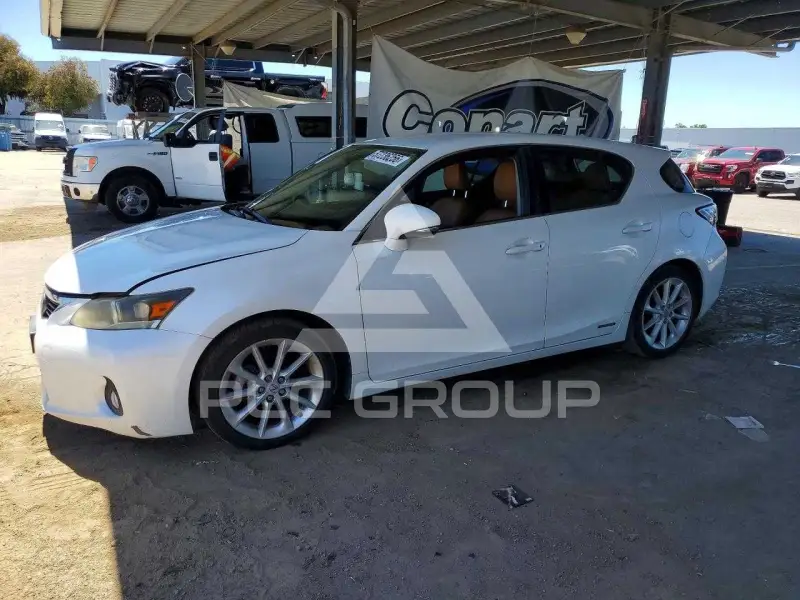 2011 Lexus CT200 фото