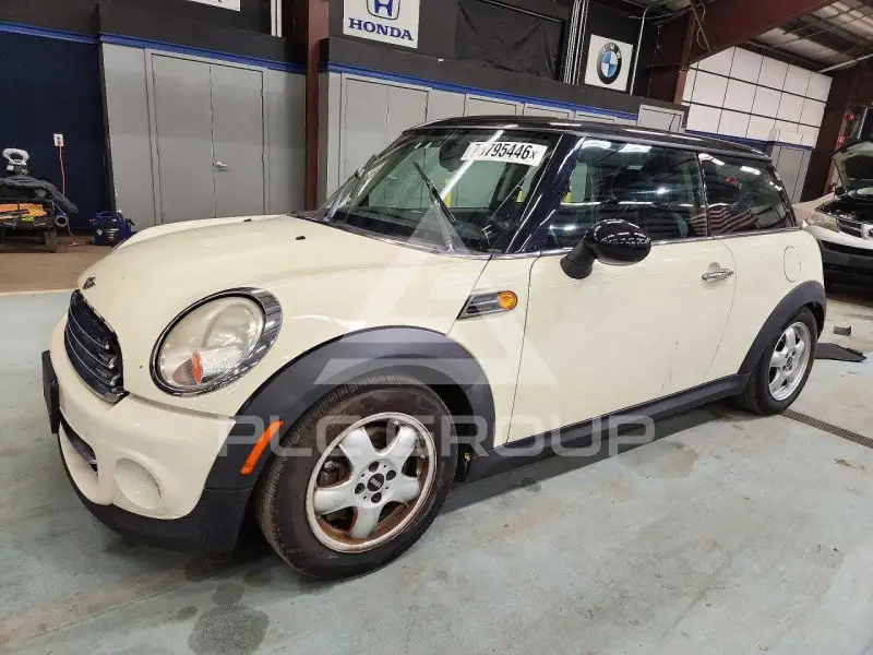2011 Mini COOPER фото