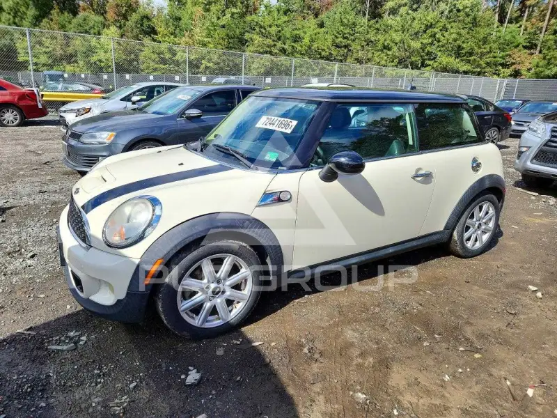 2011 Mini COOPER фото