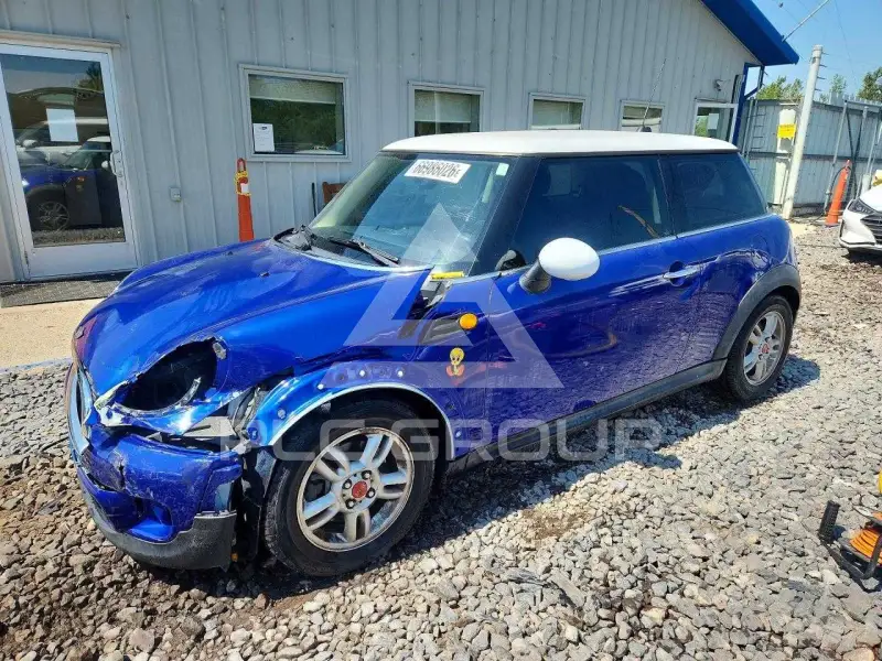 2011 Mini COOPER фото