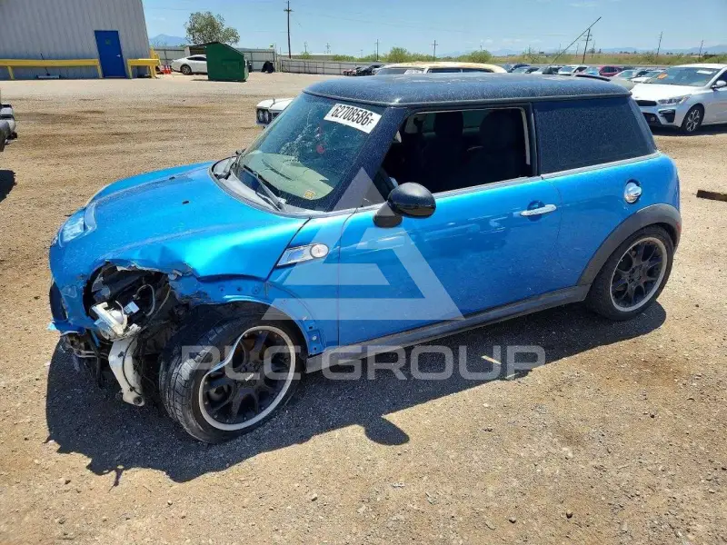 2011 Mini COOPER photo
