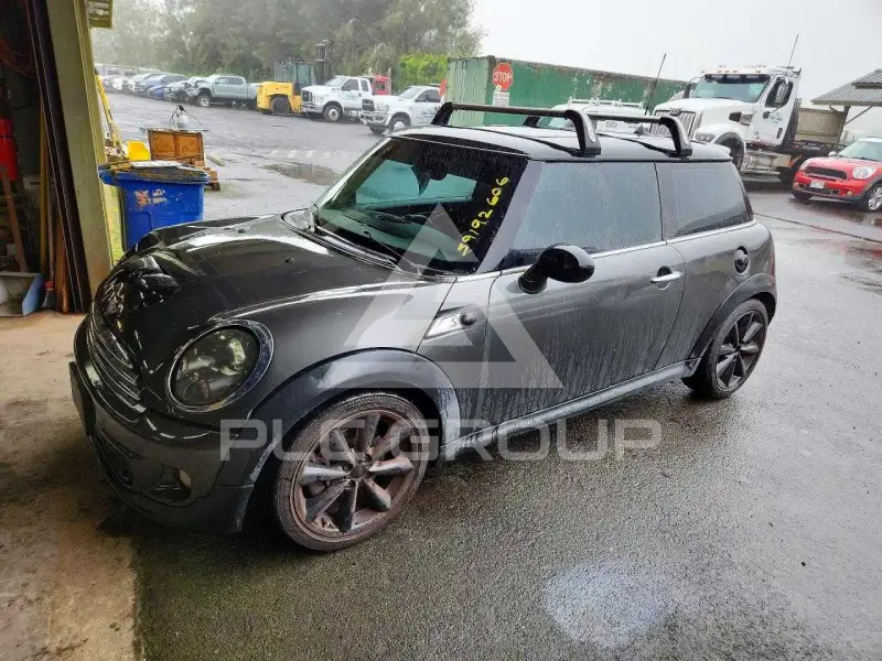 2011 Mini COOPER фото