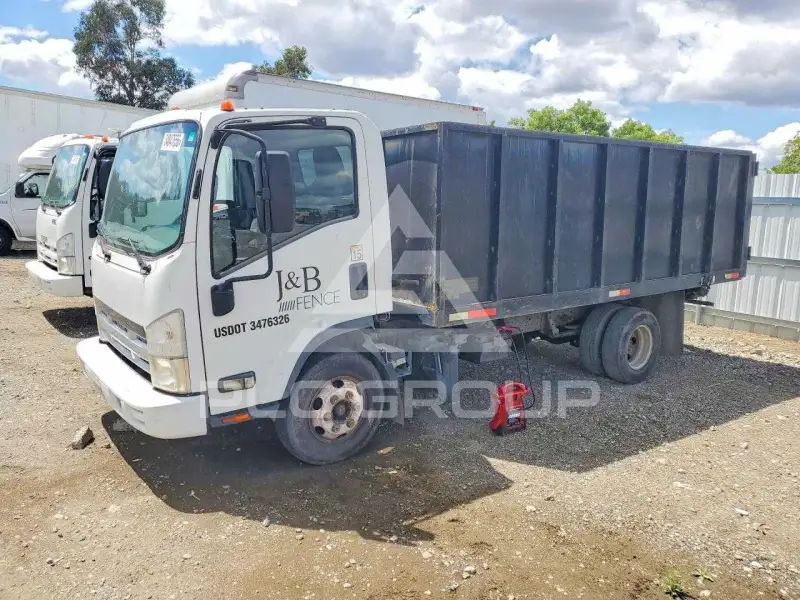 2011 Isuzu NPR photo
