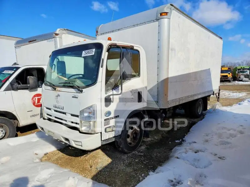 2011 Isuzu NPR фото