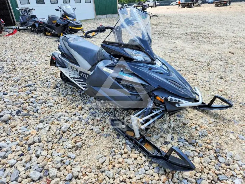 2011 Yamaha  фото