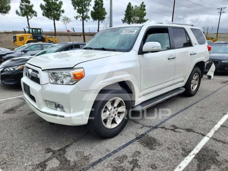 2011 Toyota 4 RUNNER фото