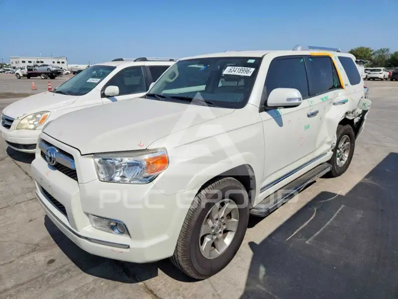 2011 Toyota 4 RUNNER photo