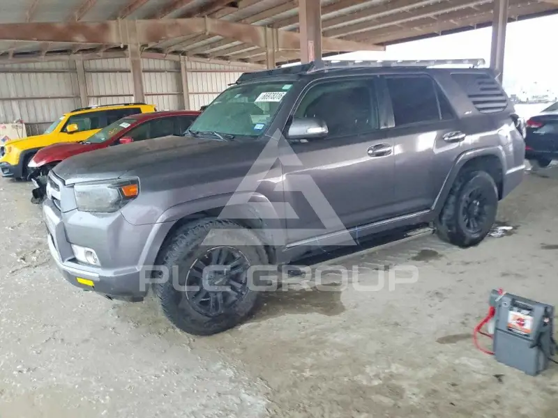2011 Toyota 4 RUNNER photo