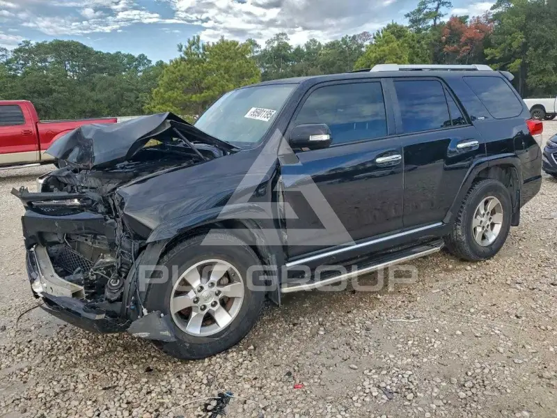2011 Toyota 4 RUNNER photo