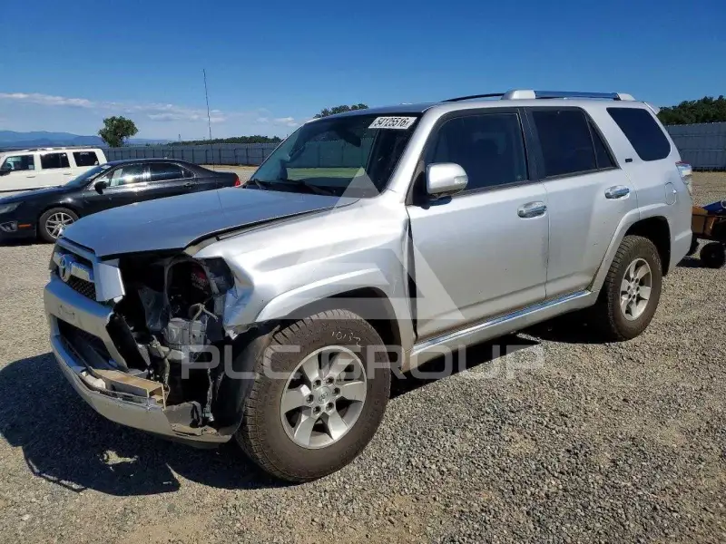 2011 Toyota 4 RUNNER photo