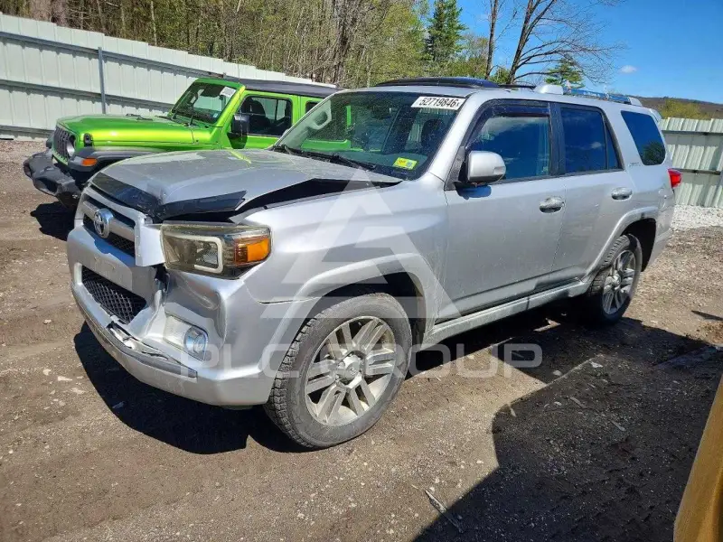 2011 Toyota 4 RUNNER фото
