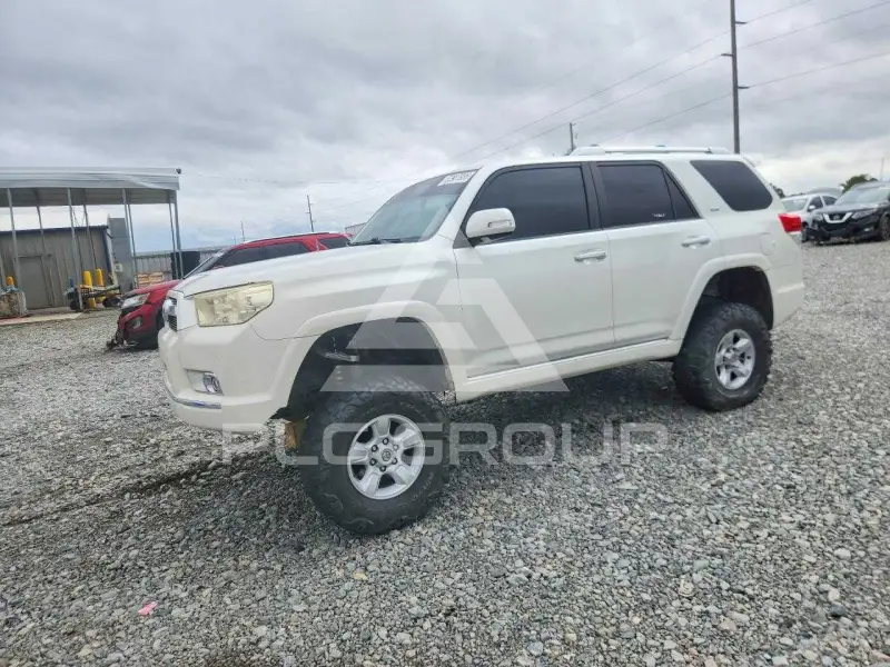 2011 Toyota 4 RUNNER фото