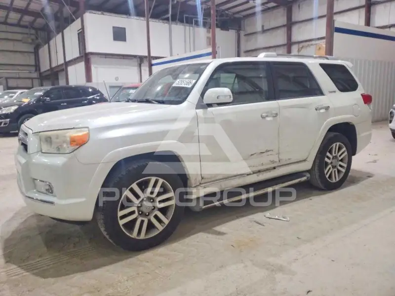 2011 Toyota 4 RUNNER photo
