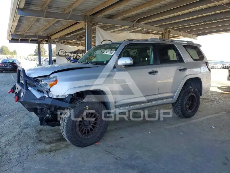 2011 Toyota 4 RUNNER photo
