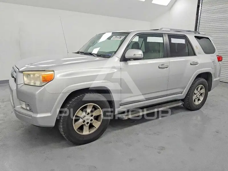 2011 Toyota 4 RUNNER photo