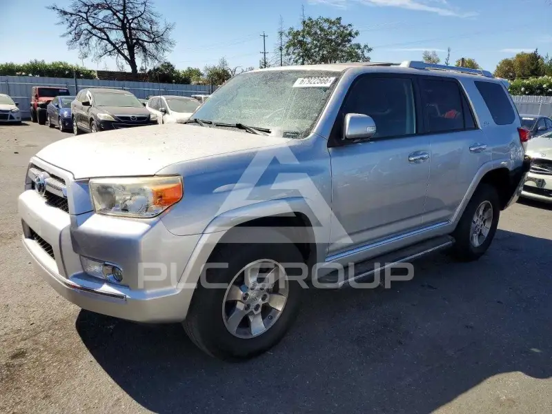 2011 Toyota 4 RUNNER фото