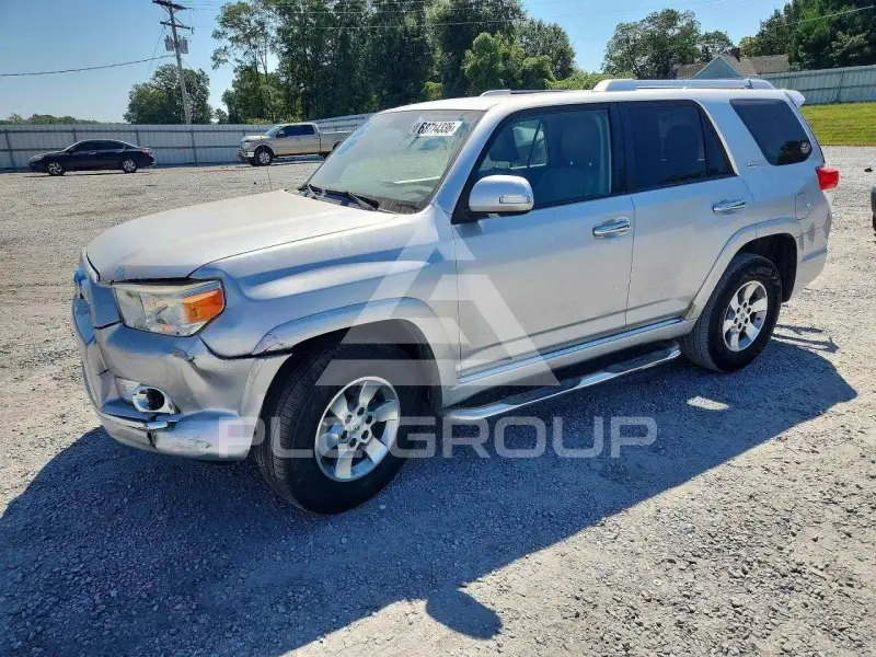 2011 Toyota 4 RUNNER фото