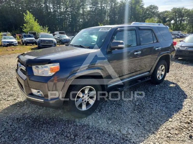 2011 Toyota 4 RUNNER photo