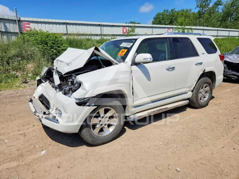 2011 Toyota 4 RUNNER photo