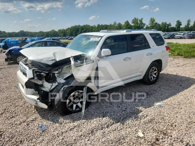 2011 Toyota 4 RUNNER photo