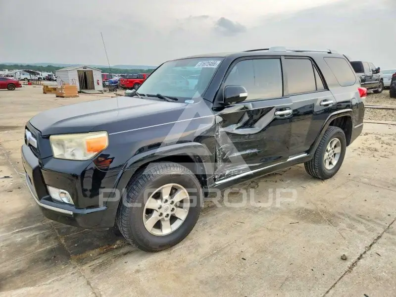 2011 Toyota 4 RUNNER photo