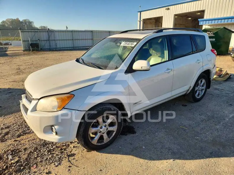 2011 Toyota RAV4 фото