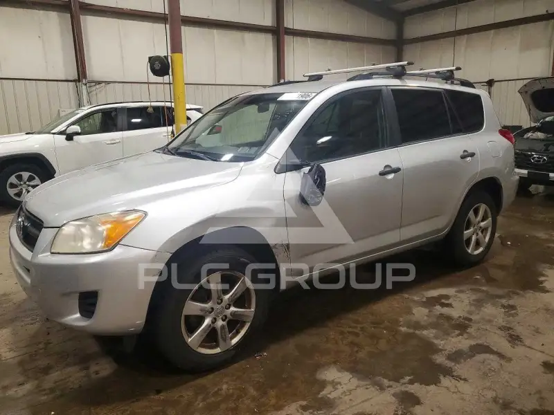 2011 Toyota RAV4 photo