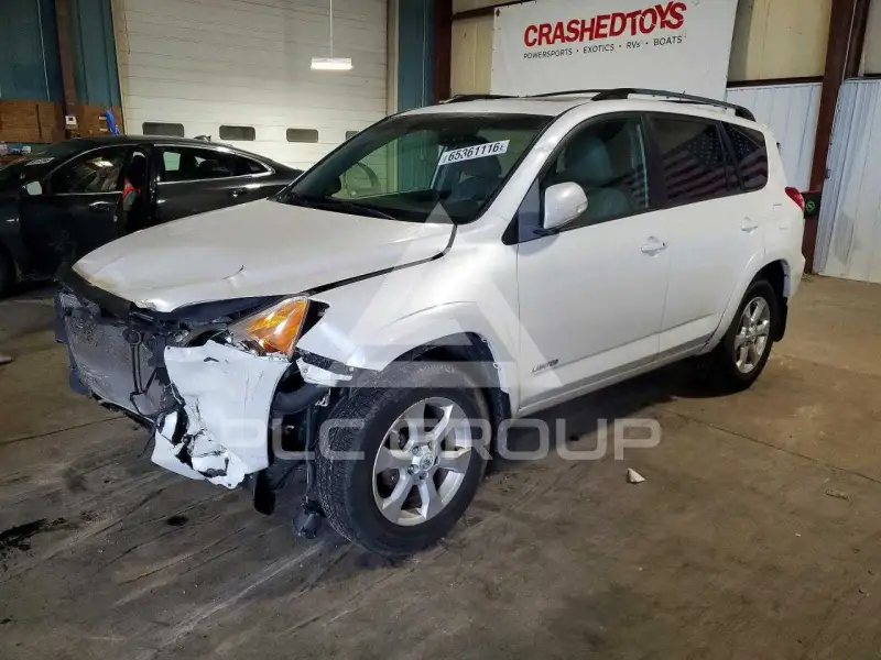 2011 Toyota RAV4 photo