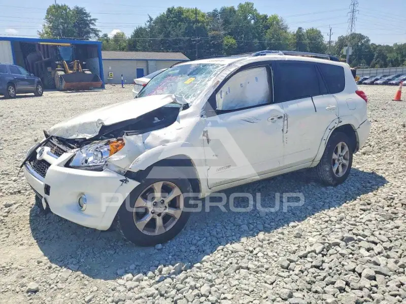 2011 Toyota RAV4 photo