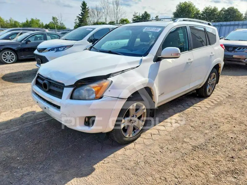 2011 Toyota RAV4 photo