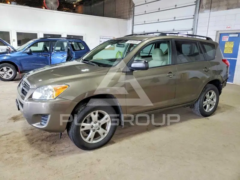 2011 Toyota RAV4 photo