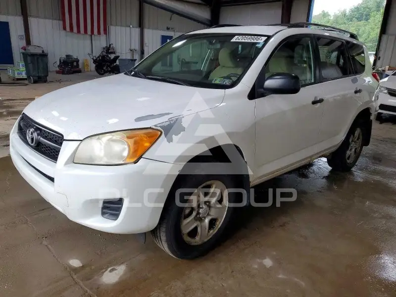 2011 Toyota RAV4 photo