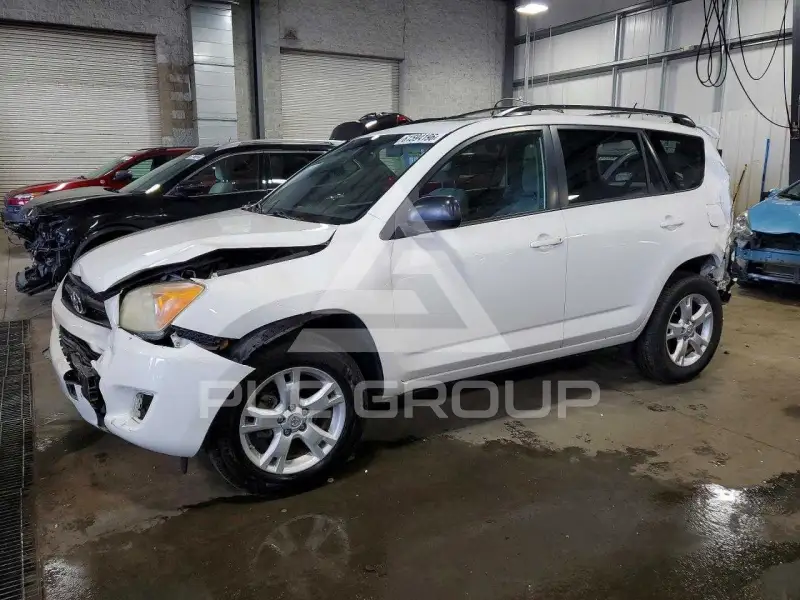 2011 Toyota RAV4 фото