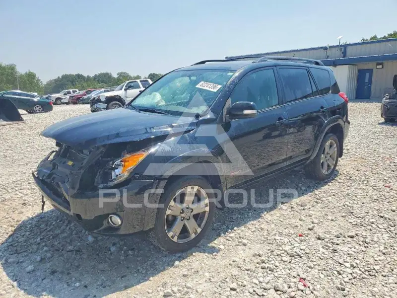 2011 Toyota RAV4 photo