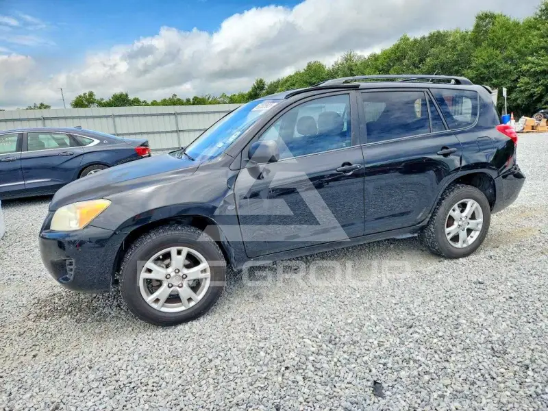 2011 Toyota RAV4 photo