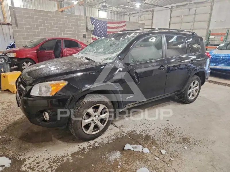 2011 Toyota RAV4 фото